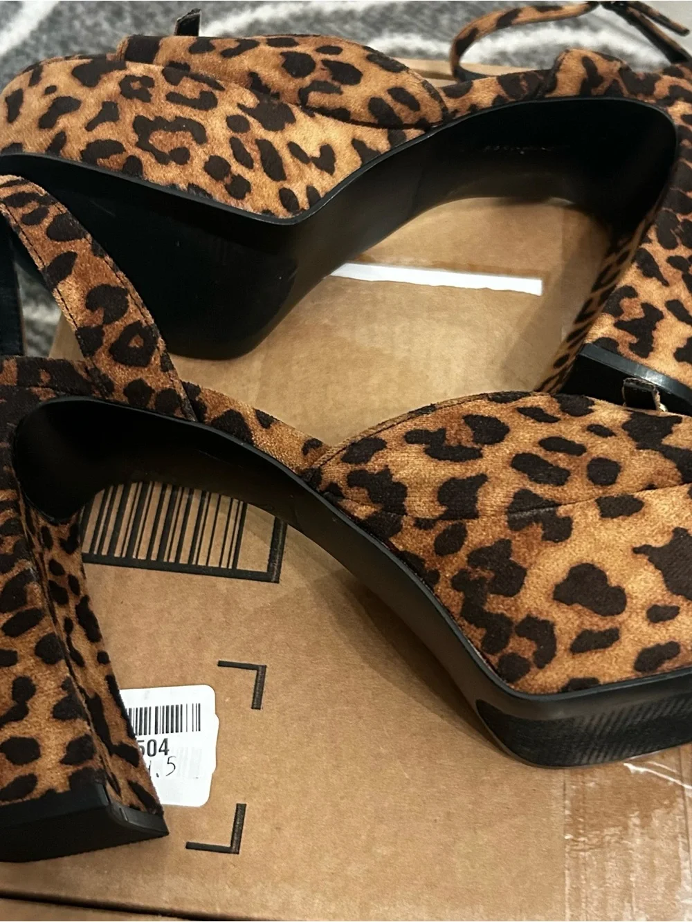 Madden Girl Leopard Print Platform Block Heel Shoes. Size 8.5